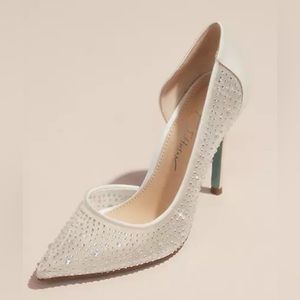 BETSEY JOHNSON X DB
mesh and satin crystal pumps